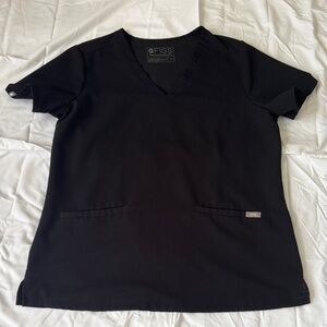 FIGS Casma Top – Black – Medium – Bleach Stains